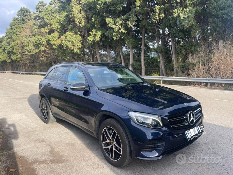 Blu Usata 2018 Mercedes GLC250 Premium SUV | 27.000 € (Molto cara) - Immagine 1/4