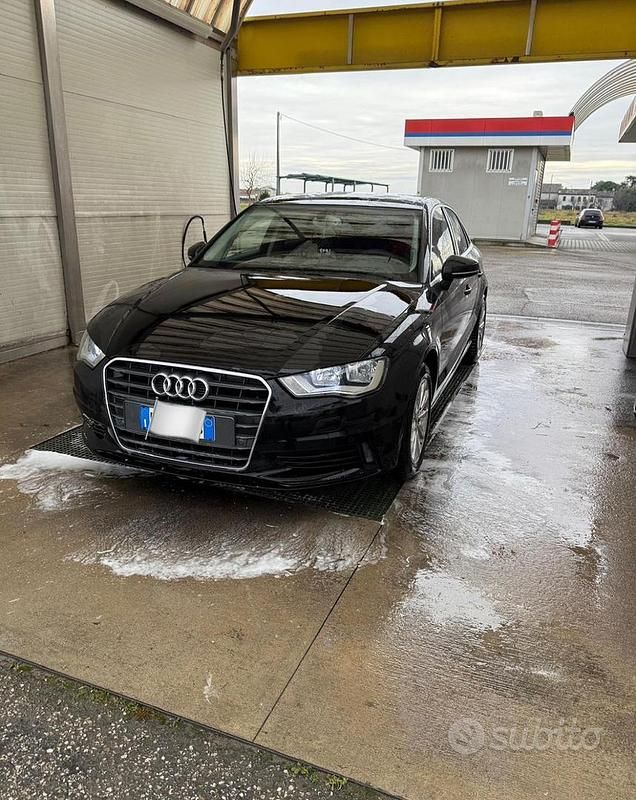 Usata Audi A3 Ambiente 110 CV (80 kW) 2015 Nero Berlina