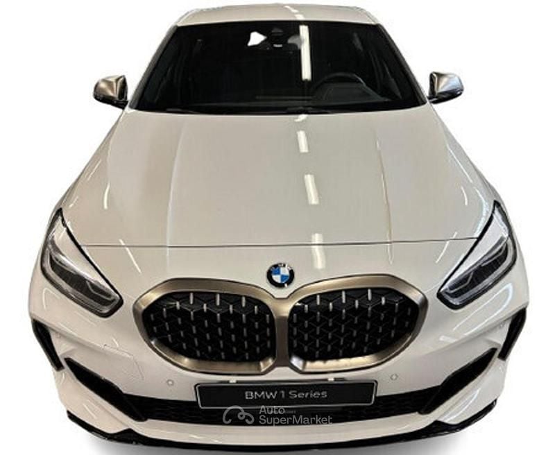 Usata BMW M135 306 CV (225 kW) 2020 Bianco Utilitaria