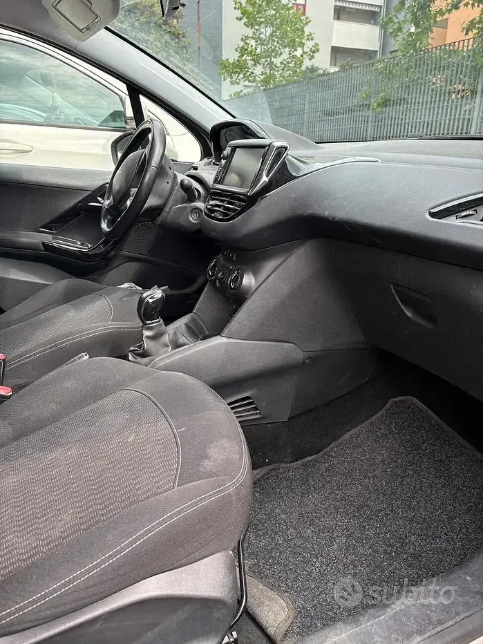 Brugt Peugeot 208 Signature Sky 83 HK (61 kW) 2019 Hvid Hatchback