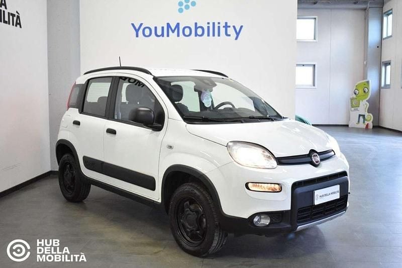 Usata Fiat Panda 4x4 Wild 86 CV (63 kW) 2022 Bianco Utilitaria