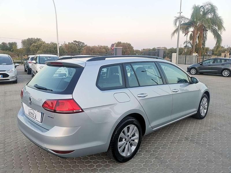 Usata VW Golf VII Business 110 CV (80 kW) 2015 Grigio Station wagon