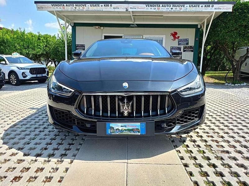 Usata Maserati Ghibli GT 330 CV (242 kW) 2022 Nero Berlina