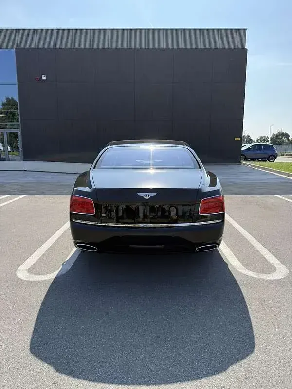 Usata Bentley Flying Spur Mulliner 625 CV (459 kW) 2013 Berlina