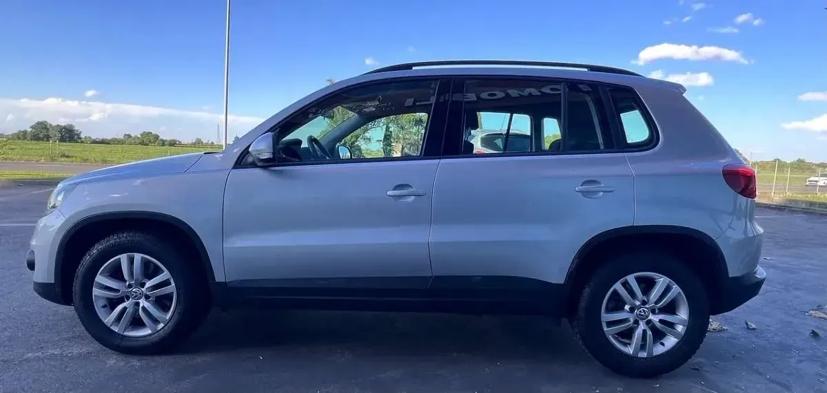 Gebraucht VW Tiguan Trendline 110 PS (80 kW) 2016 Silber SUV