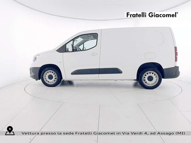 Usata Opel Combo Edition 131 CV (96 kW) 2021 Bianco Monovolume