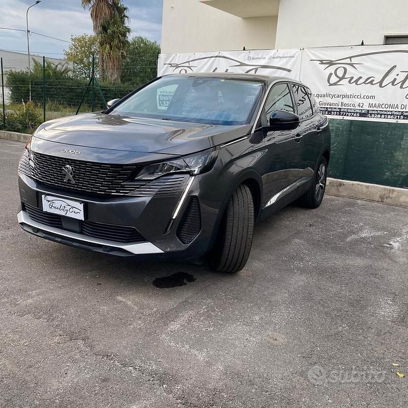 Usata Peugeot 3008 Allure 131 CV (96 kW) 2022 Grigio Berlina