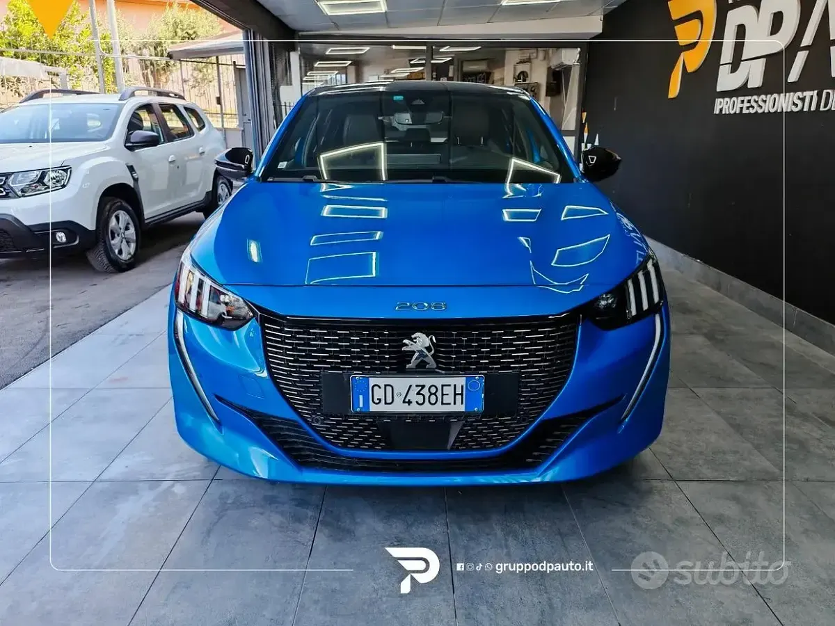 Usata Peugeot 208 GT-line 101 CV (74 kW) 2021 Blu/azzurro Utilitaria