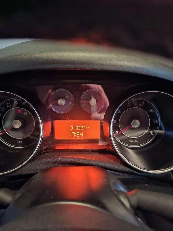 Usata Fiat Punto Evo Dynamic 77 CV (56 kW) 2010 Nero Utilitaria