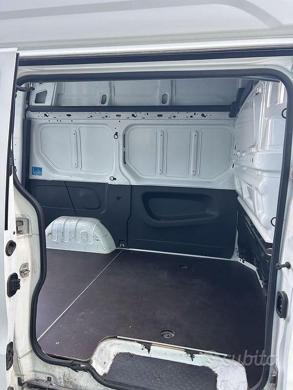 Usata Renault Trafic 125 CV (91 kW) 2017 Bianco Monovolume