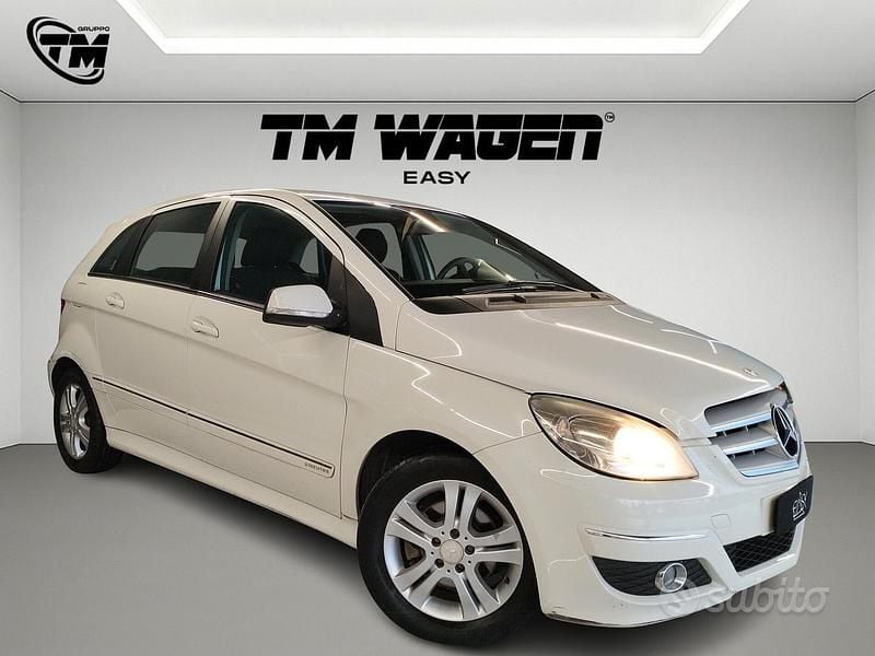 Usata Mercedes B200 Executive 140 CV (102 kW) 2011 Bianco Monovolume