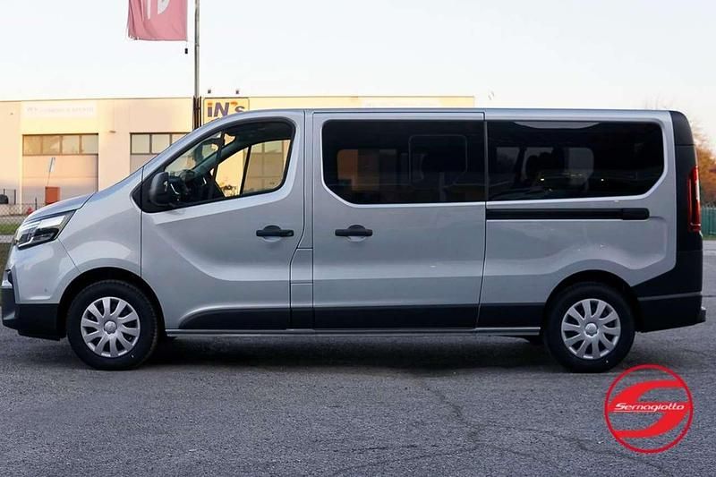 Usata Nissan Primastar 150 CV (110 kW) 2024 Grigio Monovolume