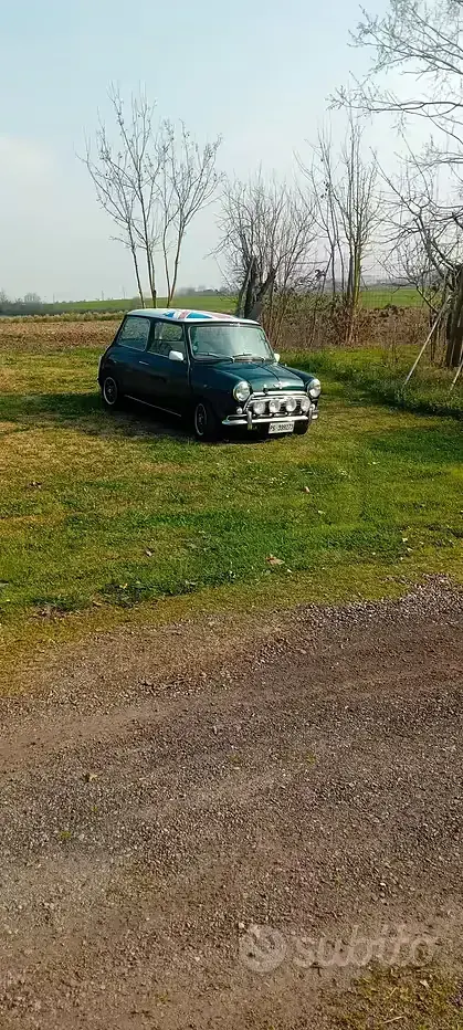 Usata Mini Cooper 44 CV (32 kW) 1990 Verde Utilitaria