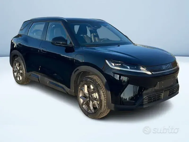 Nuova BYD Atto 2 Active 2026 Nero SUV