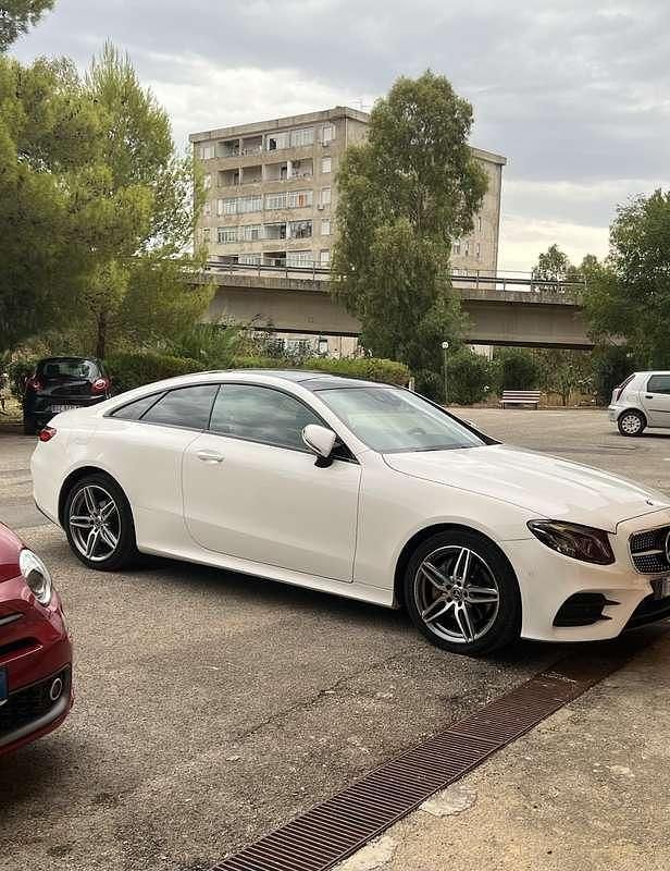 Usata 2018 Mercedes E220 Premium Plus Coupé | 33.500 € (Cara) - Immagine 1/4