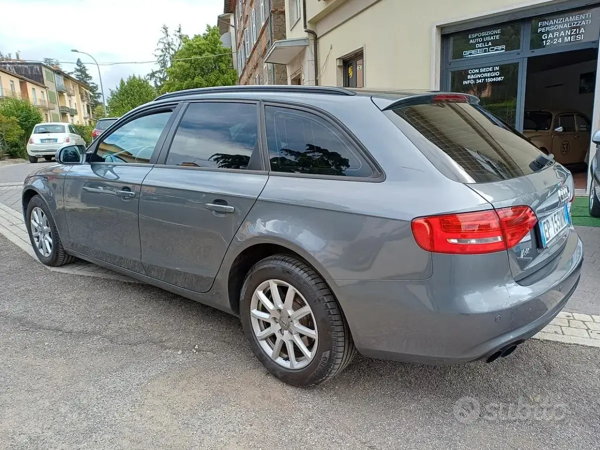 Usata Audi A4 Advanced 143 CV (105 kW) 2013 Grigio Station wagon
