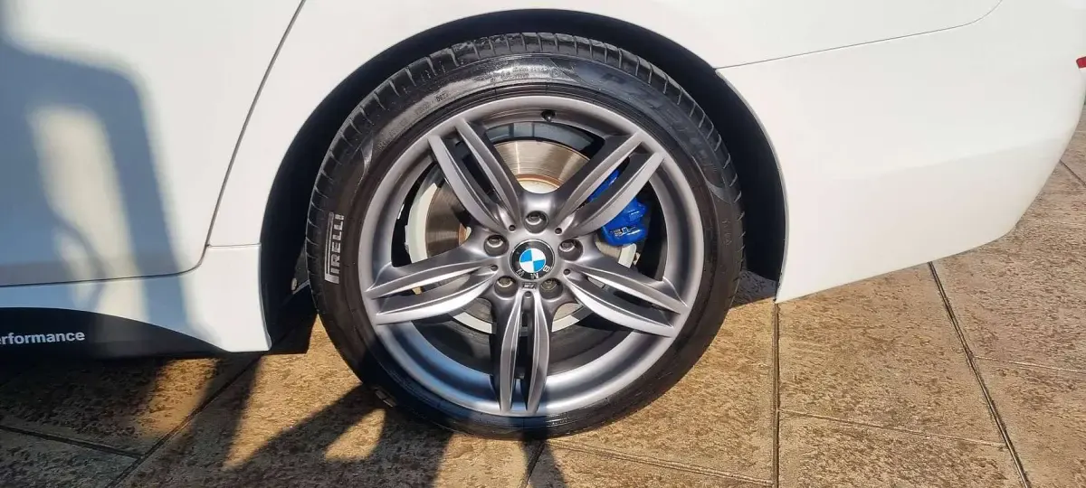 Usata BMW 525 M Sport 218 CV (160 kW) 2012 Bianco Berlina