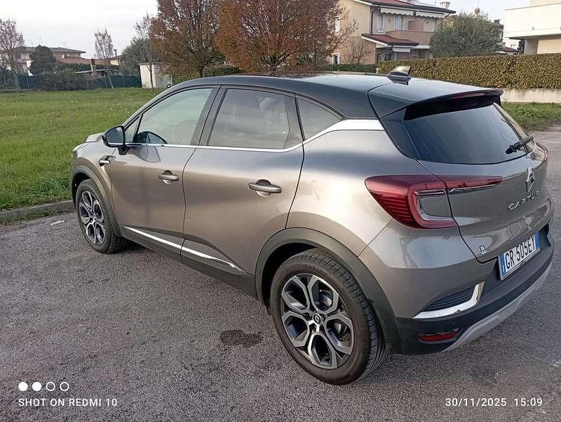 Usata Renault Captur Techno 101 CV (74 kW) 2023 SUV