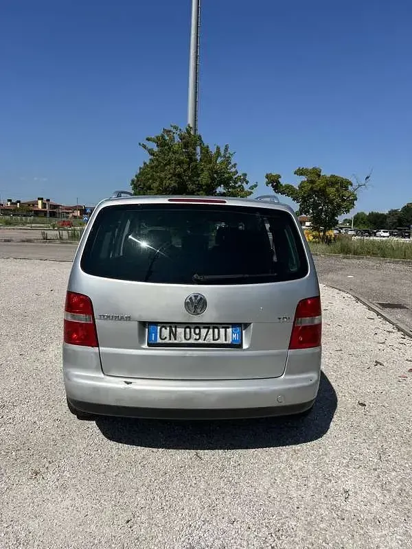 Usata VW Touran Trendline 136 CV (100 kW) 2004 Monovolume