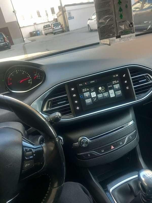 Usata Peugeot 308 SW GT-line 114 CV (83 kW) 2015 Station wagon