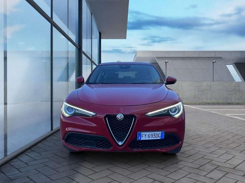 Usata Alfa Romeo Stelvio Business 190 CV (139 kW) 2019 Rosso SUV