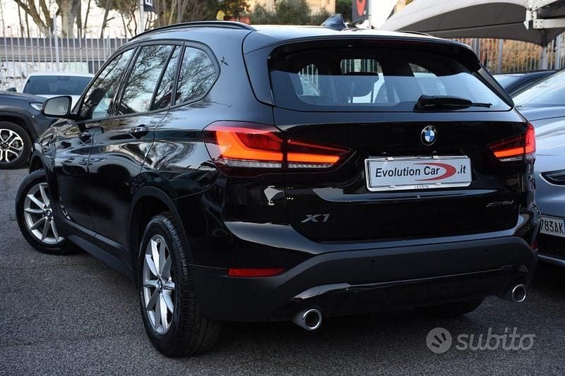 Usata BMW X1 Advantage 150 CV (110 kW) 2022 Nero pastello SUV