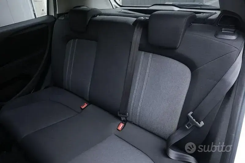 Usata Fiat Punto 75 CV (55 kW) 2015 Bianco Utilitaria