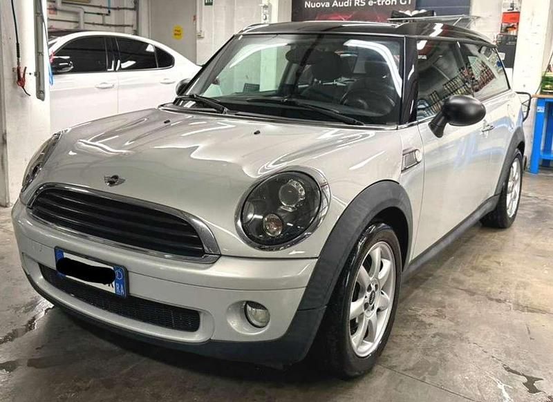 Usata Mini One Clubman 98 CV (72 kW) 2010 Argento Station wagon