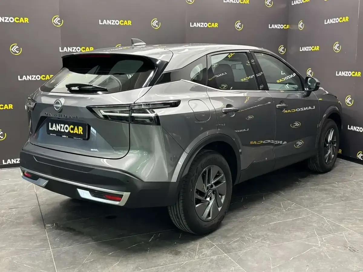 Usata Nissan Qashqai Acenta 140 CV (102 kW) 2025 Grigio SUV