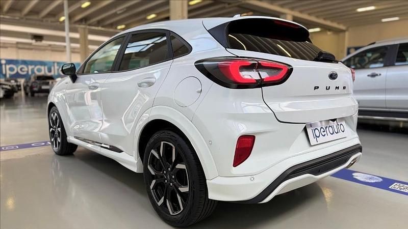 Usata Ford Puma ST-Line X 125 CV (91 kW) 2024 Bianco pastello SUV