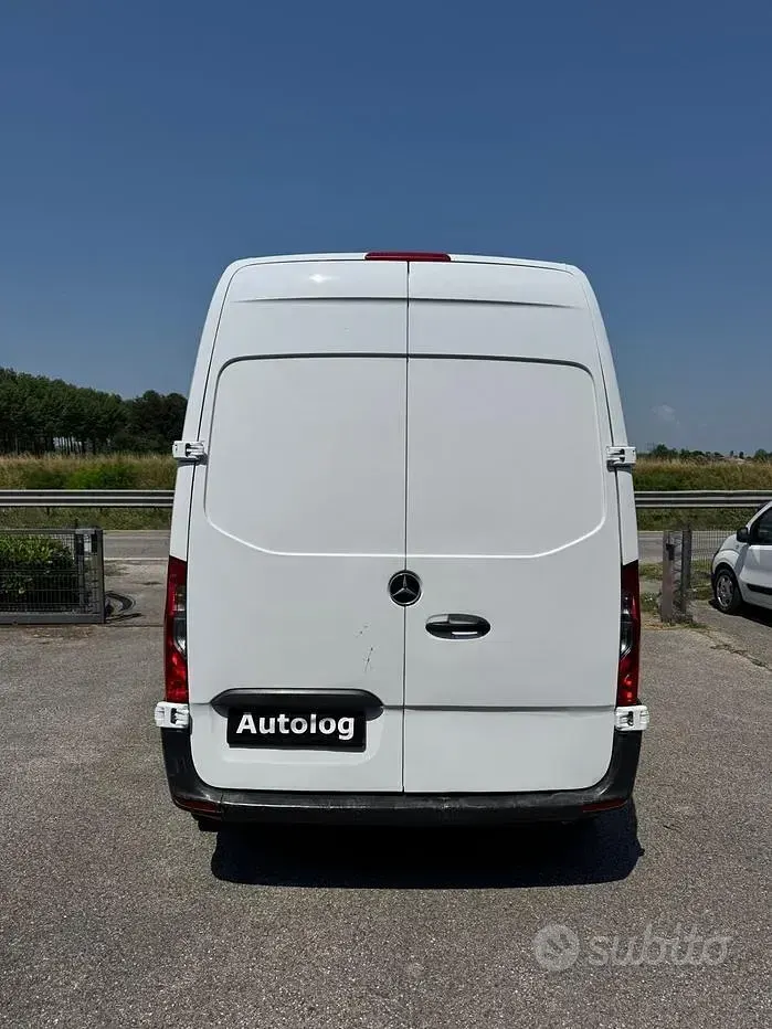 Usata Mercedes Sprinter 114 CV (83 kW) 2021 Bianco Furgone
