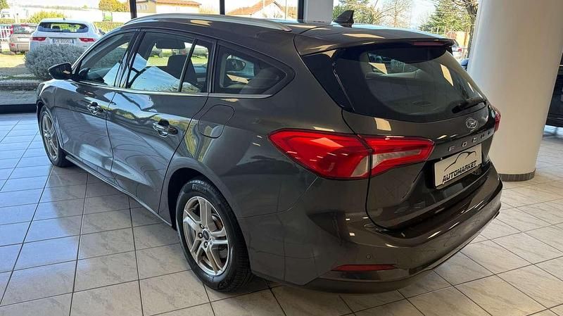 Usata Ford Focus Business Edition 120 CV (88 kW) 2018 Grigio Station wagon