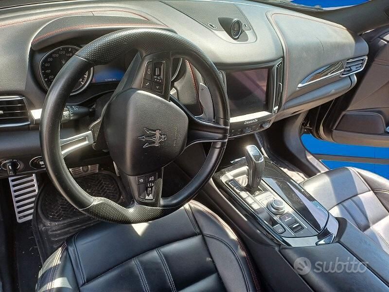 Usata Maserati Levante 250 CV (183 kW) 2019 Nero SUV