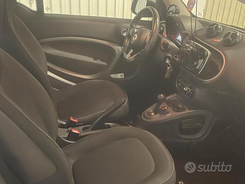 Usata Smart ForTwo Coupé Passion 71 CV (52 kW) 2018 Coupé