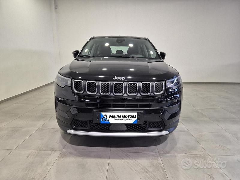 Usata Jeep Compass Altitude 131 CV (96 kW) 2024 Nero SUV