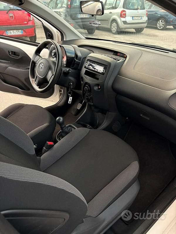 Usata Toyota Aygo X-cite 69 CV (50 kW) 2018 Utilitaria