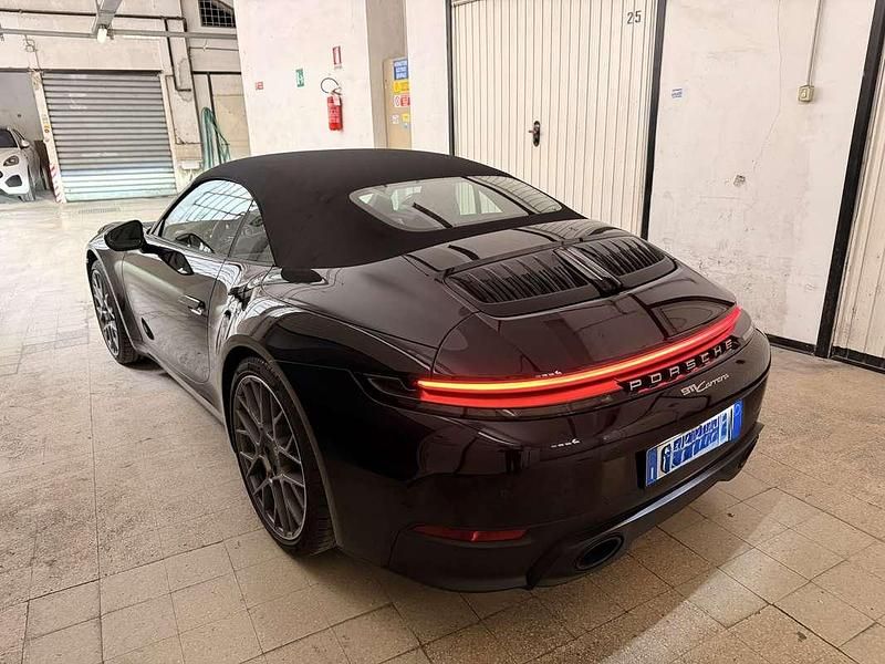 Usata Porsche 911 Carrera Cabriolet 394 CV (289 kW) 2024 Cabrio