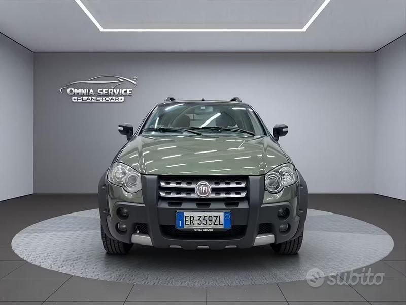 Usata Fiat Strada 95 CV (69 kW) 2013 Verde Pick-up