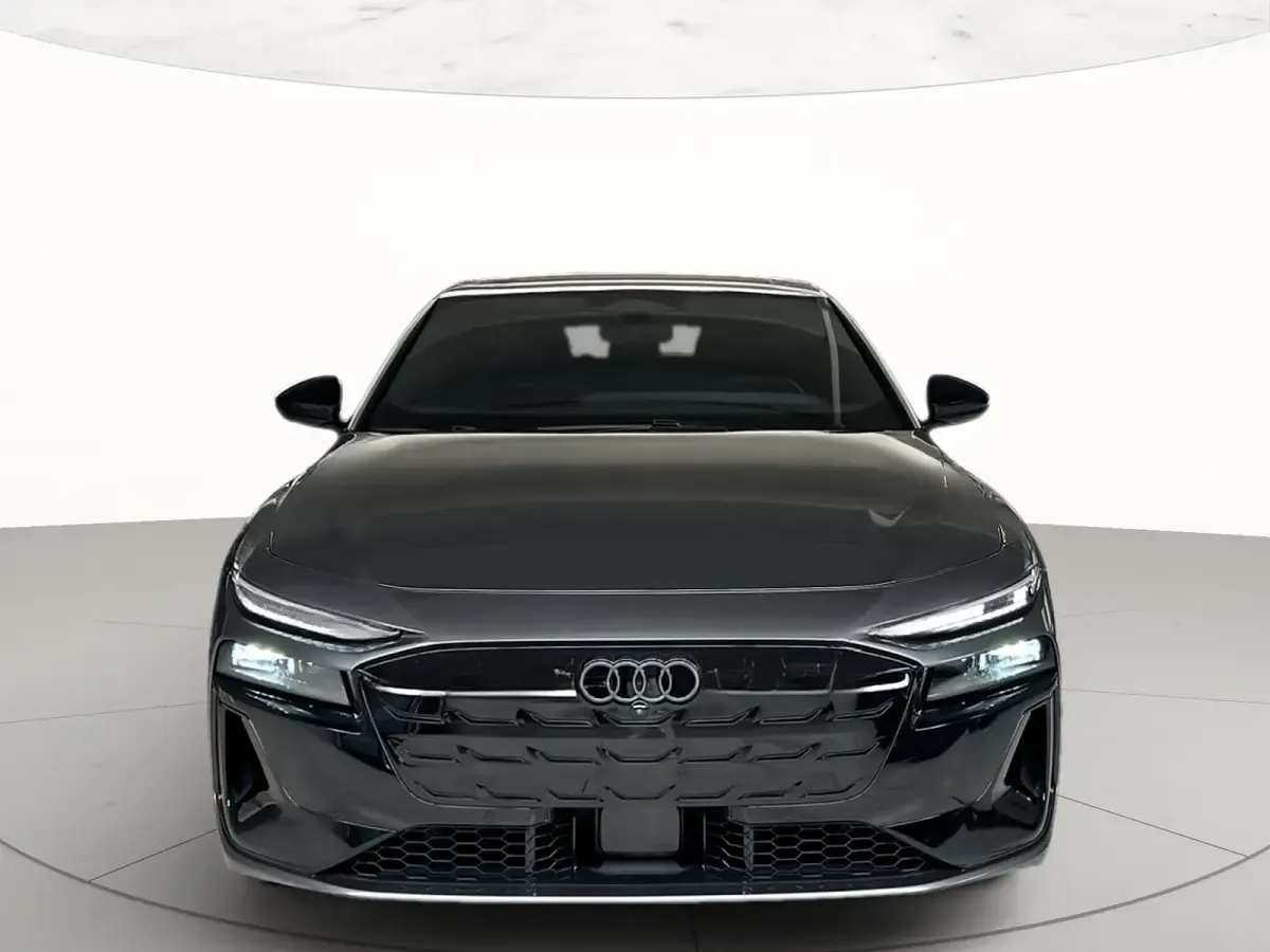 Nuova Audi A6 e-tron S-Line 314 kW (428 CV) 2026 Grigio daytona perlato Berlina
