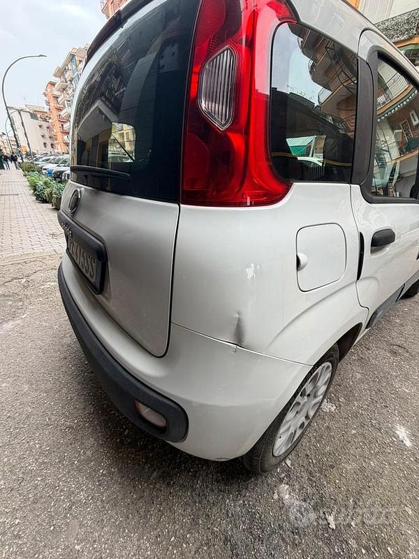 Usata Fiat Panda Easy 95 CV (69 kW) 2015 Utilitaria