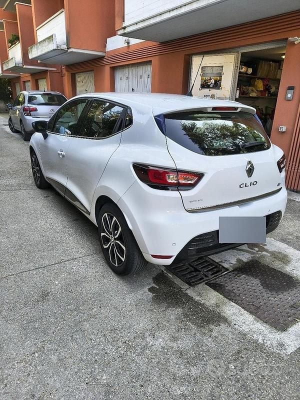Usata Renault Clio IV 90 CV (66 kW) 2017 Bianco Berlina
