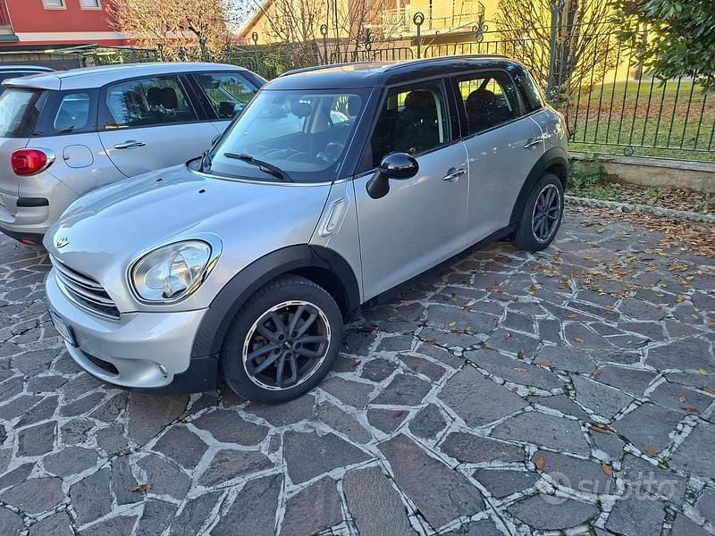 Grigio Usata 2016 Mini Cooper D Countryman SUV | 8200 € (Ottimo prezzo) - Immagine 1/4
