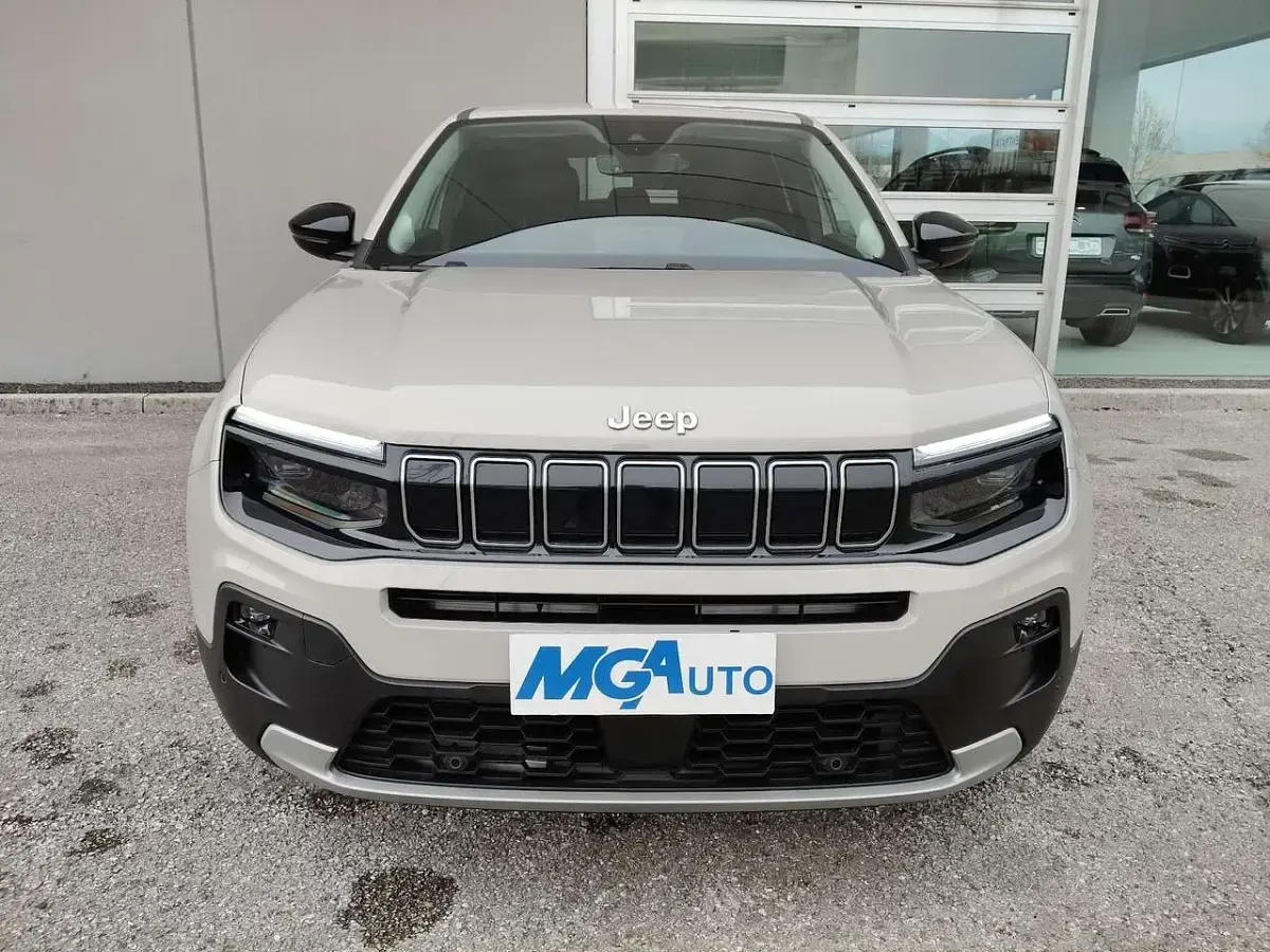 Usata Jeep Avenger EV Summit 61 kW (84 CV) 2025 Other SUV