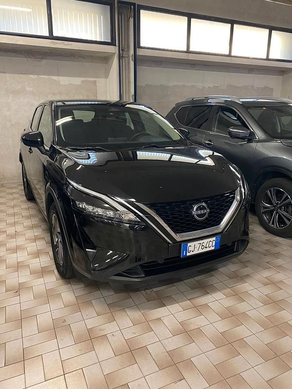 Usata Nissan Qashqai Acenta 140 CV (102 kW) 2023 Nero SUV
