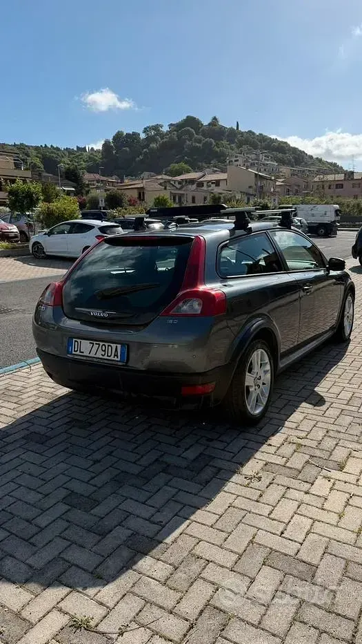Usata Volvo C30 109 CV (80 kW) 2007 Grigio Utilitaria