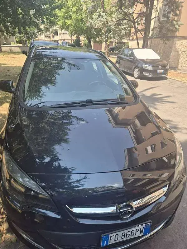 Usata Opel Astra Sport 136 CV (100 kW) 2017 Nero Monovolume