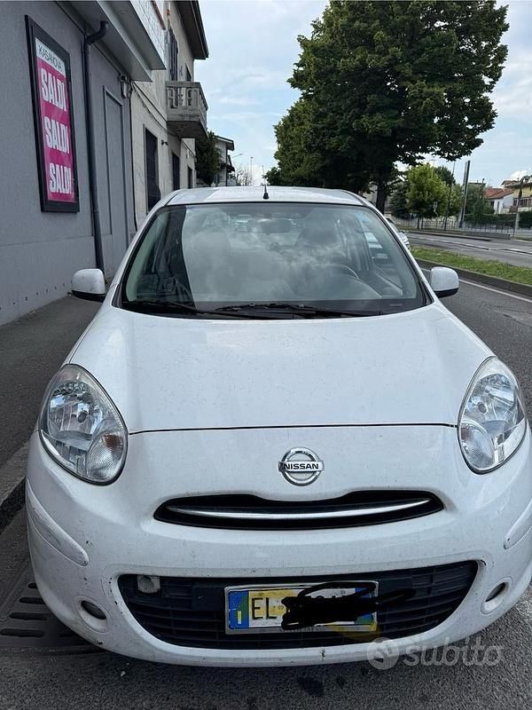 Usata Nissan Micra 80 CV (58 kW) 2012 Bianco Utilitaria