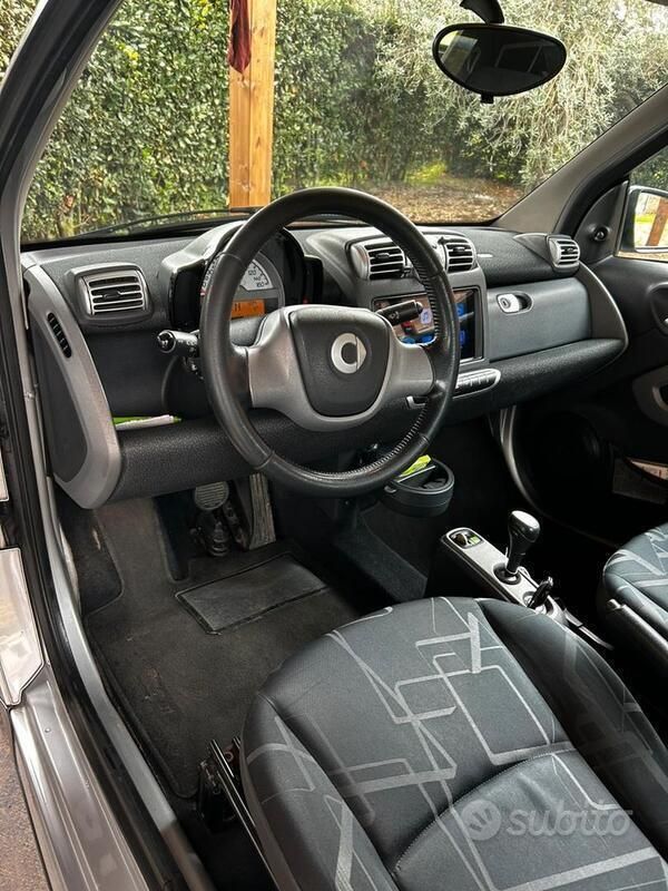 Usata 2010 Smart ForTwo Coupé Passion Utilitaria | 4800 € (Buon prezzo) - Immagine 1/4