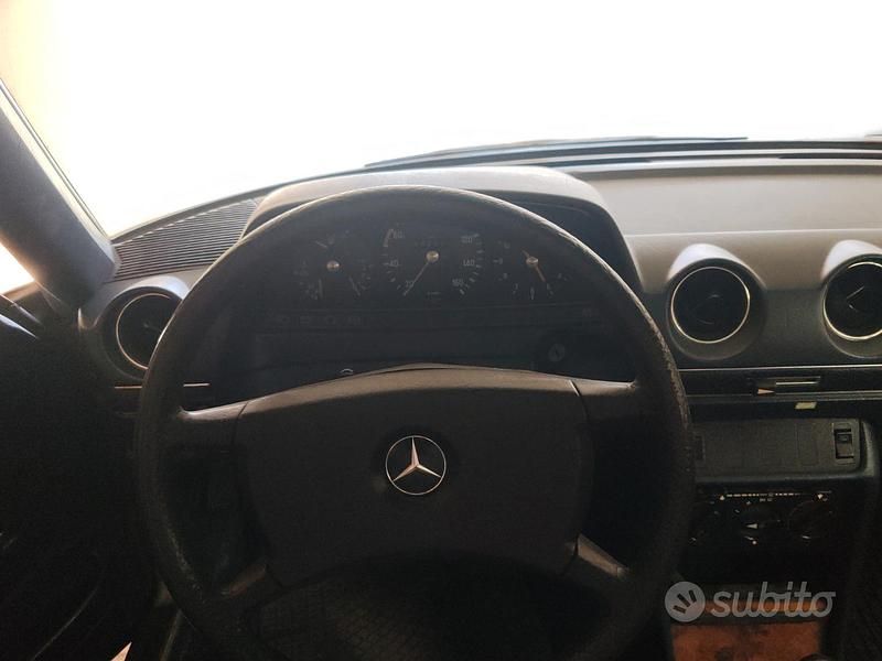 Usata Mercedes 190 1988 Grigio Berlina