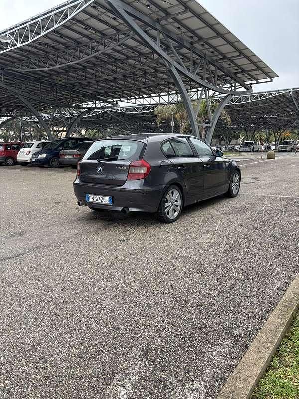 Usata BMW 120 163 CV (119 kW) 2006 Utilitaria